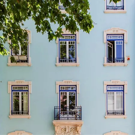 Luxury Vintage Apartment By Myplaceforyou, At The City Centre Next To Marques De Pombal-3